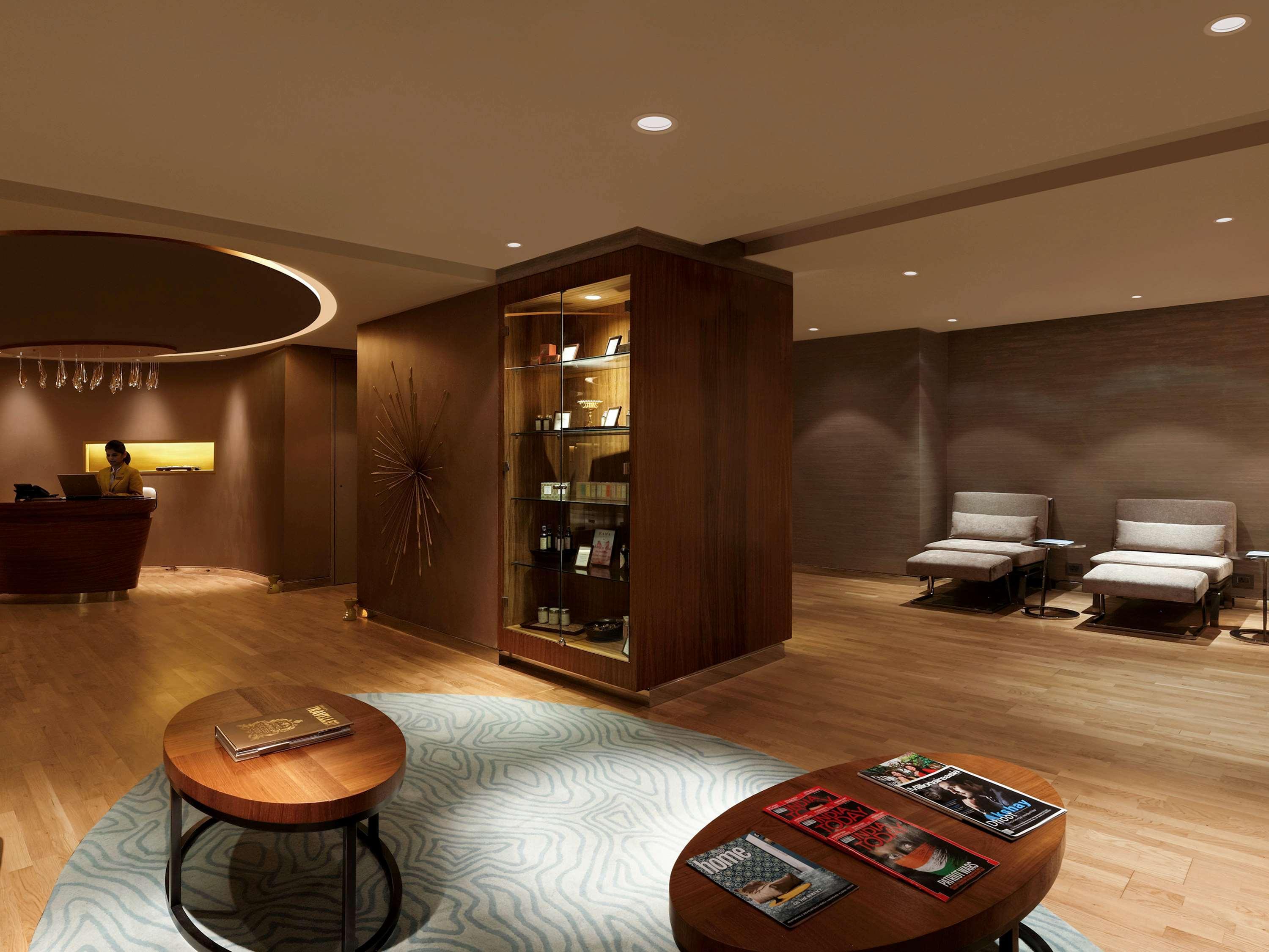 Novotel Aerocity Hotel 5*