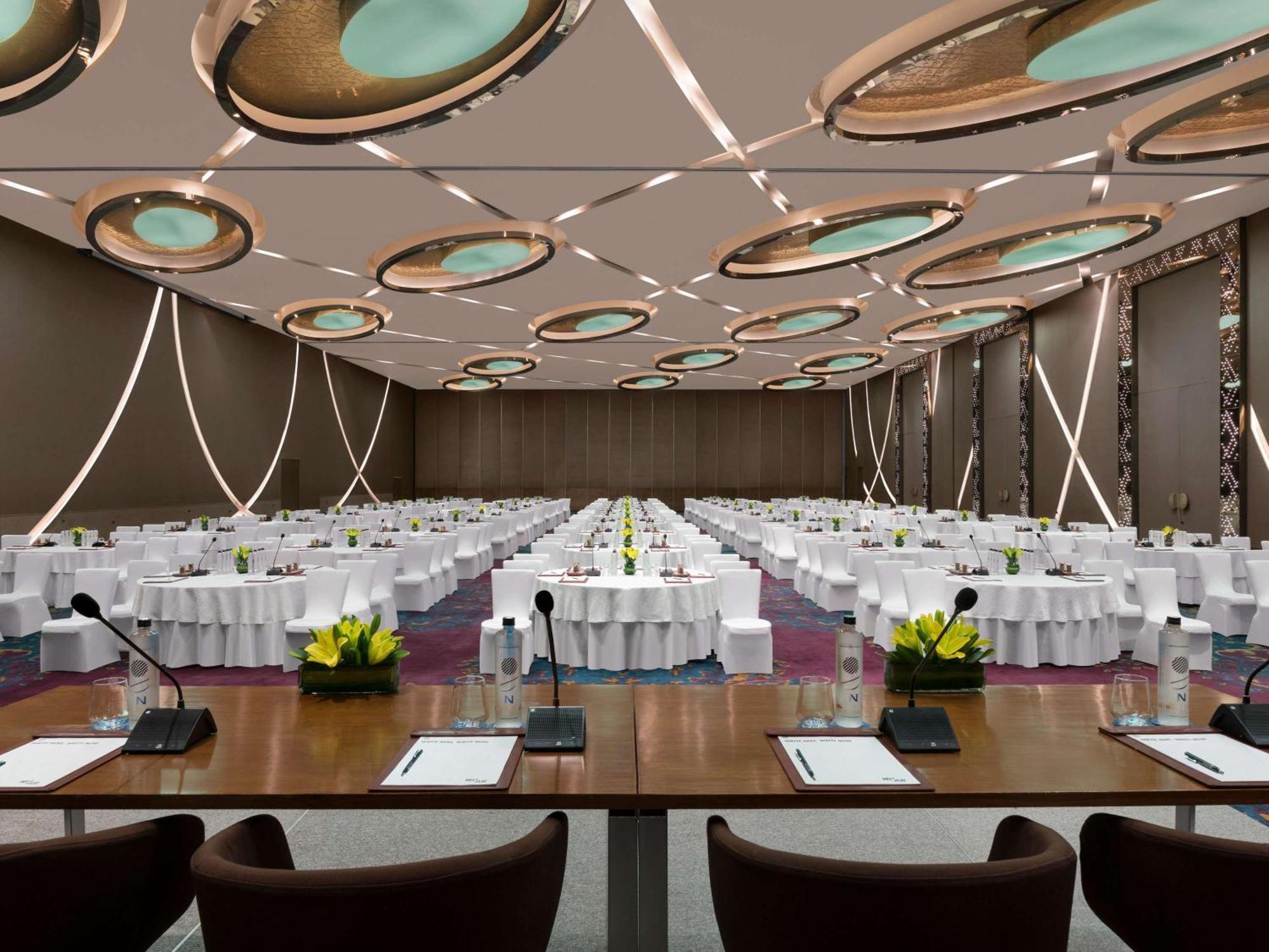Novotel Aerocity 5* New Delhi